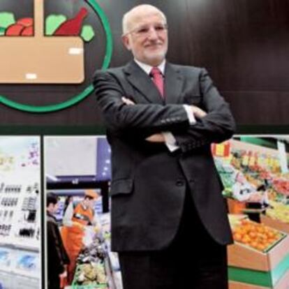 El presidente de Mercadona, Juan Roig, durante la presentaciónde los resultados de la compañía en 2011