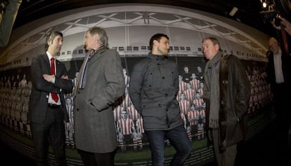 Urrutia, Txetxu Rojo, Carlos Gurpegui y Javier Clemente, en la exposición.