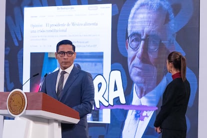 Miguel Ángel Elorza Vázquez, coordinador de Infodemia, habla sobre un artículo de Ernesto Zedillo, en noviembre de 2024.