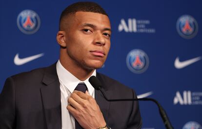 Kylian Mbappé, el pasado 23 de mayo durante la rueda de prensa en la que explicó sus motivos para renovar por el PSG.