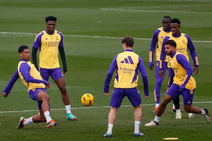 Los jugadores del Madrid, en el último entrenamiento antes de medirse con el Getafe.