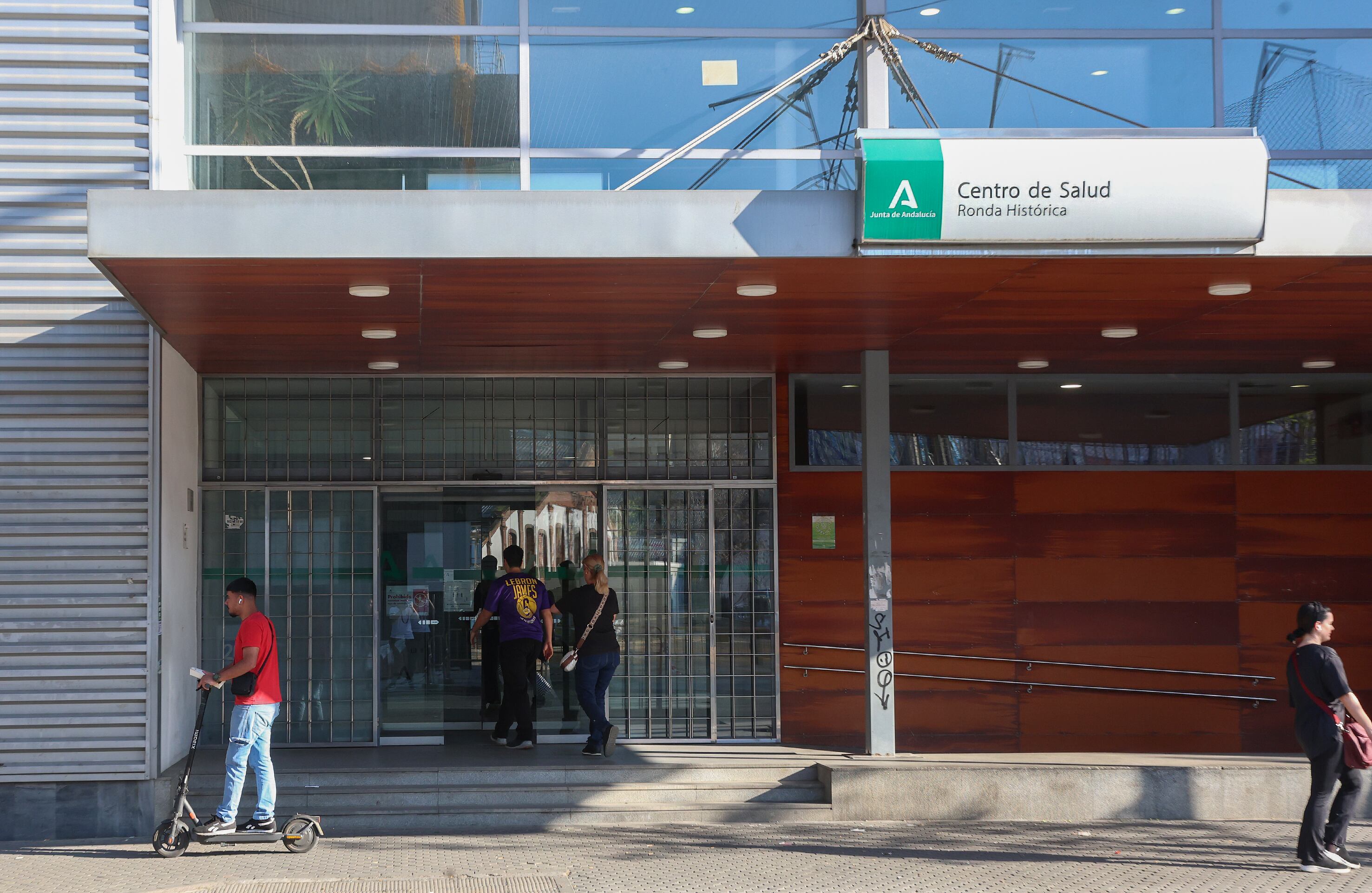 Centro de salud de Ronda Histórica en Sevilla, este martes. 