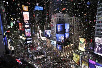 Celebració de l'Any No a Times Square a Nova York (EUA).