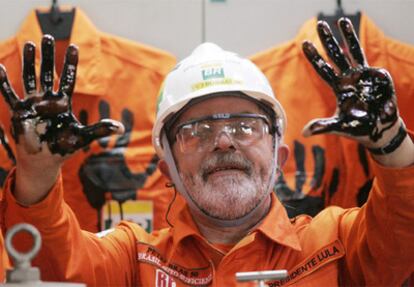 Luiz Inácio Lula da Silva, durante una ceremonia en una planta de Petrobras en abril de 2006