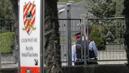 Los Mossos citan como investigados a la Junta del Club Patí Vic.