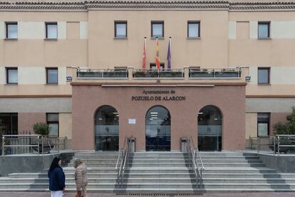 Fachada del Ayuntamiento de Pozuelo de Alarcón, el 13 de febrero de 2024.