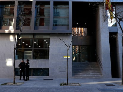 Fachada de la sede de la Audiencia Nacional, junto a la calle Génova de Madrid, en una imagen de archivo.