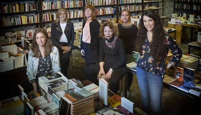 D’esquerra a dreta: Llucia Ramis, Núria Cabutí, Eugènia Broggi, Sílvia Querini, Isabel Sucunza i Clara Queraltó.