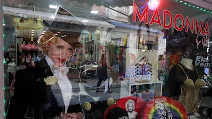 Una tienda con artículos de Madonna, en Río de Janeiro.