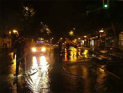 Sin lluvia pero con mucha agua en Bravo Murillo