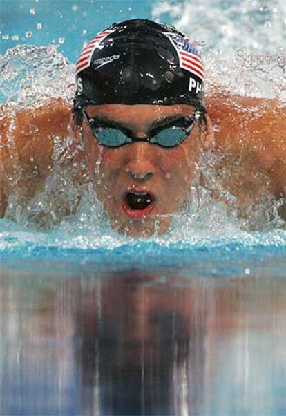 Michael Phelps, en los 200 metros mariposa de Atenas 2004.