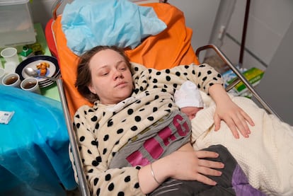 Mariana Vishegirskaya after giving birth on March 11.