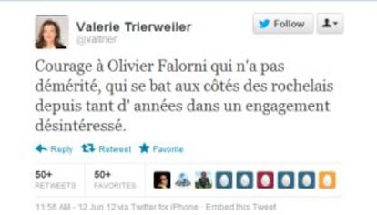 El tuit que la compañera de Hollande colgó en su cuenta esta mañana.