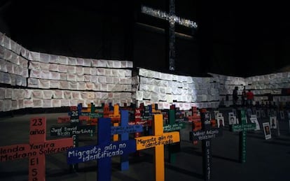 "Bordar la Paz" or "Sewing Peace," an exhibit in Guadalajara in memory of narco victims in Mexico, gathers hundreds of handkerchiefs etched with the names of the dead.