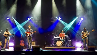 Actuación de Manel en el festival de Peralada.