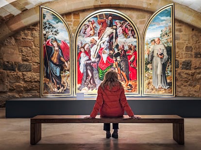 El 'Tríptico del Descendimiento', de Ambrosius Benson, expuesto en el Museo Bajo Claustro.