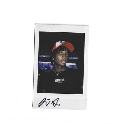 Una imagen de Polaroid de Rickey Thompson en la fiesta de Guess.