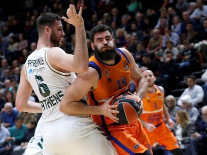 Dubljevic hace jugada ante Papagiannis.