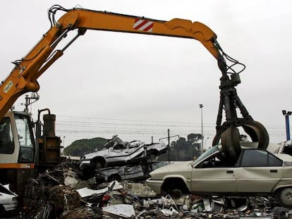 Imagen de un desguace de autom&oacute;viles.