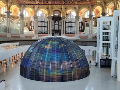 Instal·lació 'Des del centre', d'Eugènia Balcells, al MNAC.