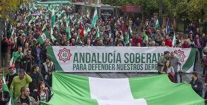 Cabecera de la manifestaci&oacute;n celebrada en Sevilla.