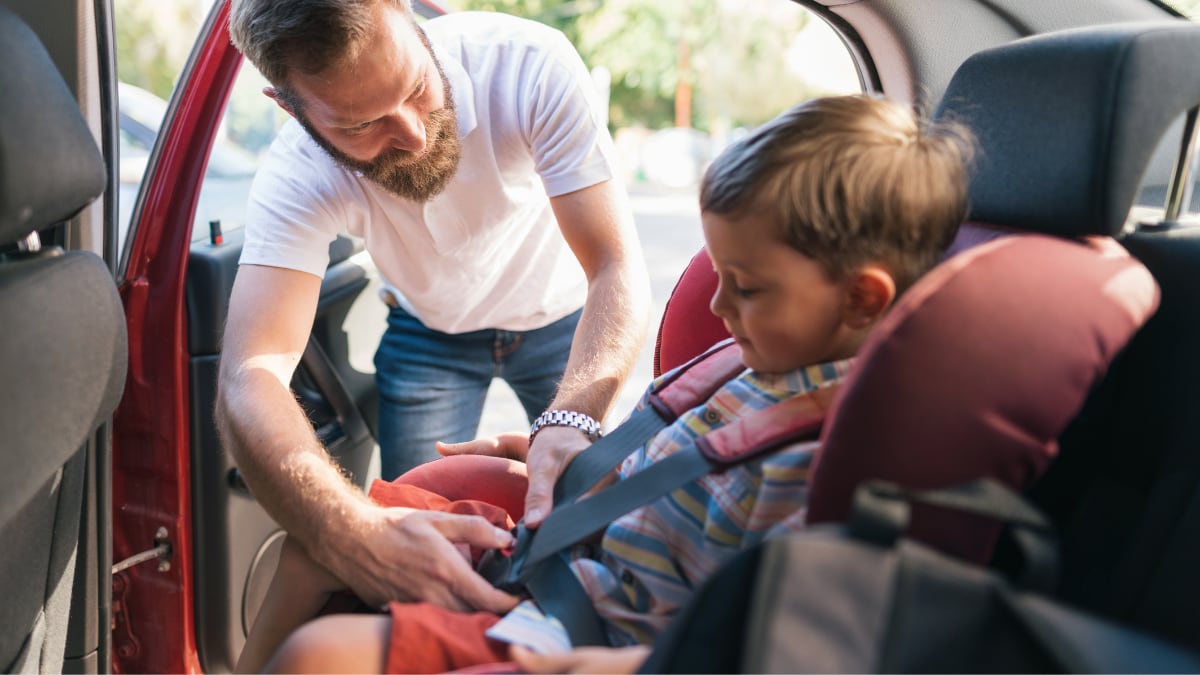 Tres pequeños dispositivos atacan uno de los olvidos más mortales dentro del automóvil