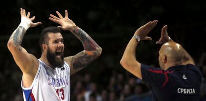 Raduljica celebra con Djordjevic el triunfo en cuartos