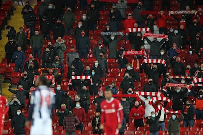 Aficionados del Liverpool en las gradas de Anfield el pasado 27 de diciembre.