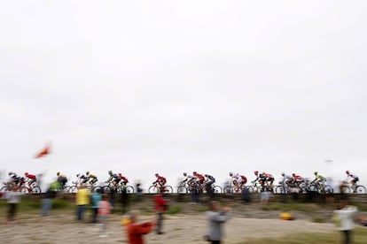 Segundo día del Tour de Francia, a su paso por Cherbourg En Cotentin.