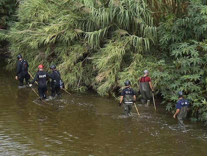 Cuerpos de seguridad buscan al bebé arrojado al Besòs.