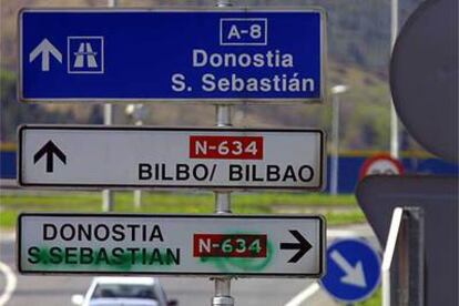 Señales de tráfico en el País Vasco.