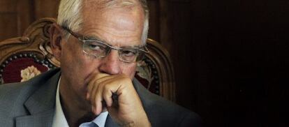El expresidente del Parlamento Europeo Josep Borrell, momentos antes de su intervención en la Universidad Menéndez Pelayo.