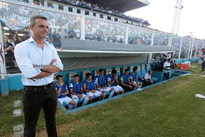 El entrenador Pablo Lavallén, el padre de la criatura.