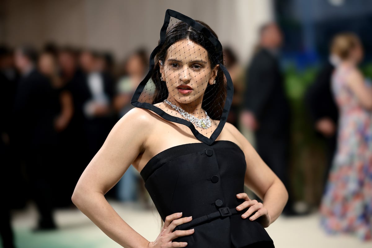 Grammys 2025 Hottest Couples: Chrissy Teigen and John Legend, More | Us  Weekly, image size:1200x800