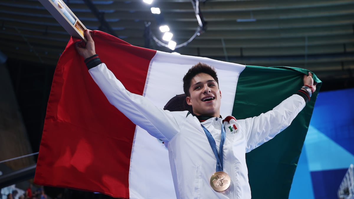 Diving: Heroic Osmar Olvera wins bronze medal at Paris Olympics | Paris 2024 Olympic Games