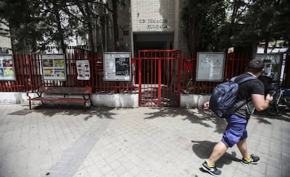 Exterior de un colegio público de Madrid. 