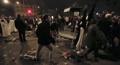 Un momento tras una estampida la pasada Madrugada en Sevilla.