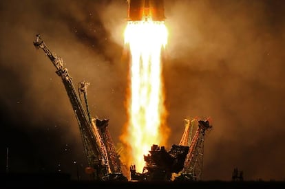 Lanzamiento del cohete Soyuz-FG transportando el vuelo espacial Soyuz MS-06 en septiembre de 2017.