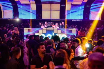 Photo of the atmosphere at the "Dream in Gold" Oscars after-party at a Los Angeles nightclub on March 10.