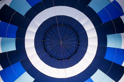 Detall d'un dels globus aerostàtics.