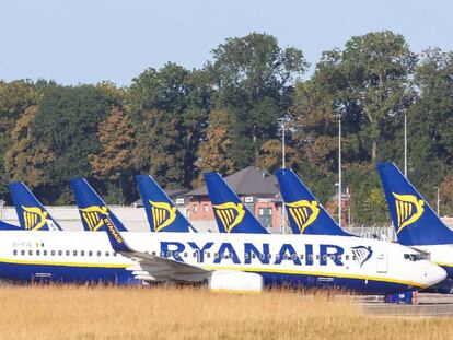 Aviones de la aerolínea Ryanair.