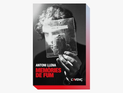 Portada de 'Memòries de fum', de Antoni Llena.