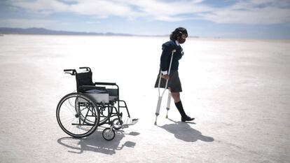 Paola vuelve a caminar sobre el salar de Uyuni