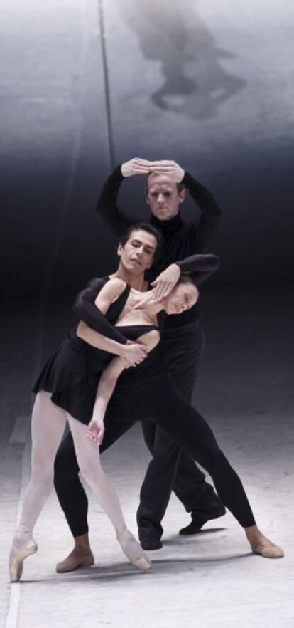 Lloyd Riggins, Alexander Riabko y Silvia Azzoni, durante el estreno.