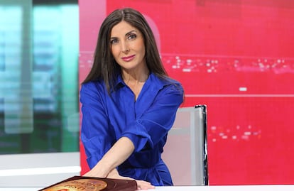 Para la escritora Espido Freire sería horrible que la lectura volviera a ser el privilegio de una élite y que el resto se manejaran únicamente con lo audiovisual. 
