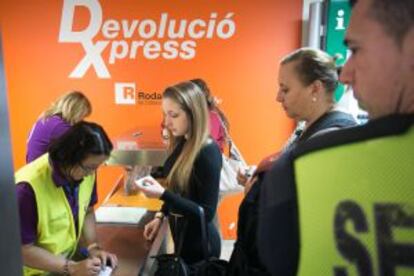 Usuaris demanant la devolució de l'import del bitllet.