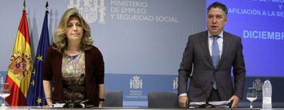 La secretaria de Estado de Empleo, Engracia Hidalgo, y el secretario de Estado de la Seguridad Social, Tomás Burgos.
