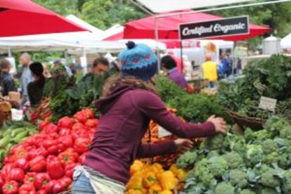 Un mercado callejero en Portland, Estados Unidos.