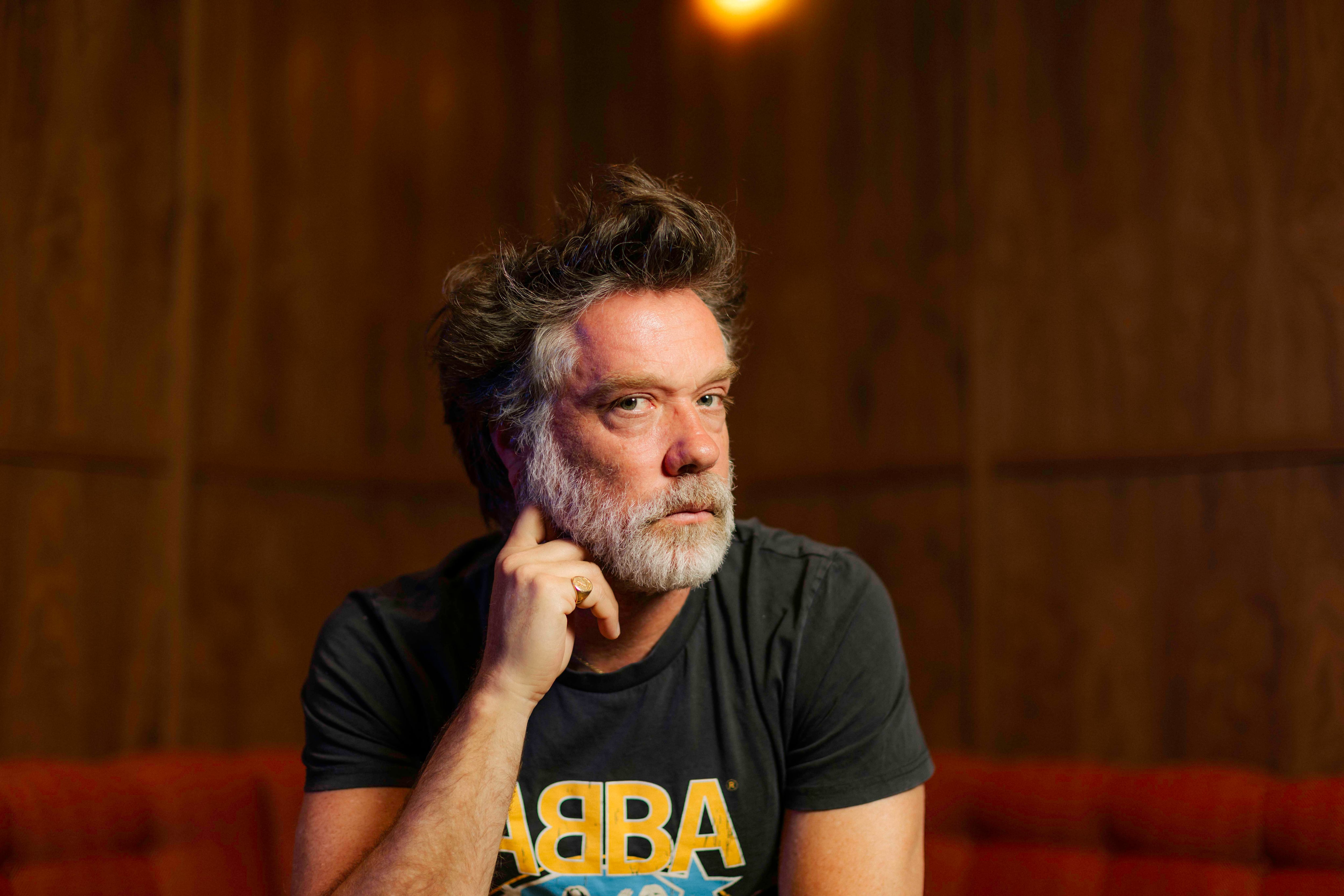 Rufus Wainwright, cantante: “No conozco bien la música de Bad Bunny, pero me muero por acostarme con él”
