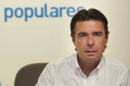 El presidente del PP de Canarias y Ministro de Industria, Energía y Turísmo, José Manuel Soria. EFE/Archivo